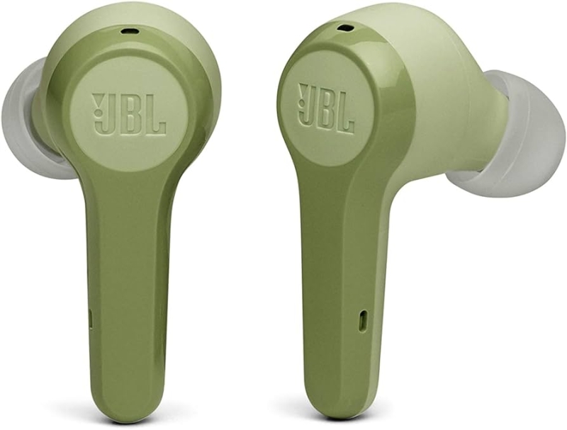 JBL Tune 215TWS, Green
<br>JBL Tune 215TWS </b><br><p>
Užite si slobodu, ktorú poskytujú bezdrôtové slúchadlá JBL Tune 215TWS
 v True Wireless dizajne. Počúvajte hudbu, audio knihy či podcasty z
vášho smartfónu, tabletu alebo iného zariadenia spárovaného pomocou
Bluetooth a nenechajte sa zväzovať káble. Vďaka prenosnému nabíjaciemu
puzdre slúchadla vydrží až 25 hodín prehrávania.<br>
<br><br>
Skvelý zvuk</b><br>
Slúchadlá sú osadené 12mm meničmi a vybavené technológiou JBL Pure Bass
Sound pre oslnivo čistý zvuk so zreteľnými basmi. Vďaka uzavretej
konštrukciu a frekvenčnému rozsahu 20 až 20 000 Hz si vychutnáte svoju
obľúbenú hudbu do všetkých detailov.<br>
<br><br>
Kľúčové vlastnosti:</b><br>
JBL Pure Bass Sound pre zreteľné basy<br>
Bluetooth 5.0 s dosahom až 10 metrov<br>
Nabíjacie puzdro<br>
Až 25 hodín prehrávania<br>
Integrovaný mikrofón<br>
Ovládacie tlačidlá priamo na slúchadlách<br>
 <br><br>
Energia na celý deň</b><br>
Nabite slúchadlá a vyrazte do ulíc v rytme hudby. Na jedno nabitie
získate až 3 hodiny nepretržitého prehrávania. Kompaktný nabíjací
puzdro, ktoré sa ľahko zmestí do vrecka, vám zaistí ďalších 20 hodínpočúvania. Puzdro úplne dobijete za menej ako 3 hodiny pomocou micro USBkábla.<br>
<br><br>
Bez drôtu a bez starostí</b><br>
Káble hoďte raz a navždy za hlavu. Slúchadlá JBL Tune 215TWS
prepojíte so svojim mobilom počas pár sekúnd pomocou bezdrôtovej technológie
 Bluetooth verzia 5.0. Slúchadlá sú kompatibilné so zariadeniami iPhone a
 Android.<br>
<br><br>
Telefonujte so slúchadlami v ušiach</b><br>
Vstavaný mikrofón umožňuje využiť slúchadlá na telefonovanie v režime
handsfree alebo aktiváciu hlasového asistenta. Niekto vám volá? Telefón
pokojne nechajte v taške. Hovor jednoducho prijmete alebo odmietnete pomocou
ovládacích tlačidiel na slúchadlách. Rovnako tak môžete ovládať prehrávanie
 – prechádzať medzi skladbami, pozastaviť prehrávanie alebo treba regulovať
hlasitosť.<br>
<br><br>
Jedinečný dizajn a komfort</b><br>
Slúchadlá JBL Tune 215TWS sú stvorené na celodenné nosenie. Vďaka
ergonomickému dizajnu vám skvele padnú. Sú nielen pohodlné, ale aj
štýlová. Tvar nabíjacieho puzdra je inšpirovaný riečnymi kamienkami. Modrý a
červená bodka vo vnútri puzdra a na slúchadlách vám ich pomôžu správne
uložiť.<br>
<br><br>
Obsah balenia</b><br>
slúchadlá JBL TUNE 215TWS<br>
Typ-C USB nabíjací kábel<br>
nabíjacie puzdro<br>
sprievodca rýchlym štartom<br>
rôzne druhy špuntov</p><br><br>
										</div><!--/ #tab-1-->

										<!-- - - - - - - - - - - - - - End tab - - - - - - - - - - - - - - - - -->

										<!-- - - - - - - - - - - - - - Tab - - - - - - - - - - - - - - - - -->

										<div id=